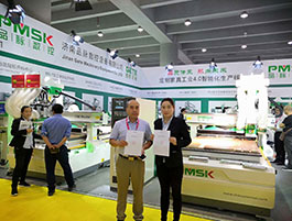 恭喜海口劉總廣州展會訂購品脈數控設備